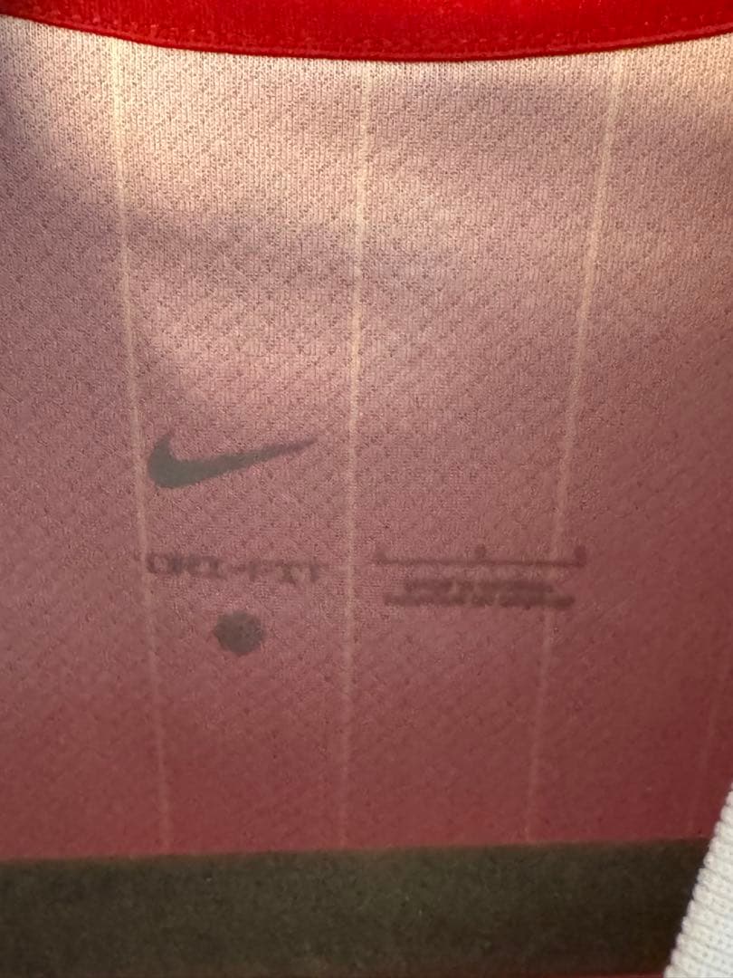 未使用24/25 リヴァプール 優勝記念ユニフォーム　Lサイズ