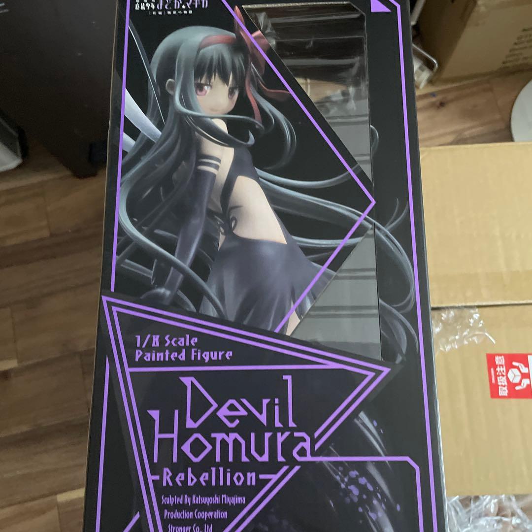 悪魔ほむら～叛逆の物語～ 1/8スケールフィギュア