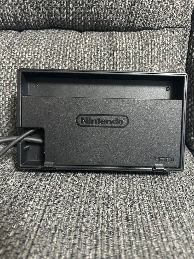 Nintendo Switch ポケモンイーブイ・ピカチュウデザイン 本体