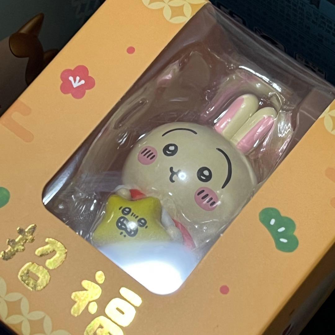 台湾限定 ちいかわ 金運を招く フィギュア 4体セット