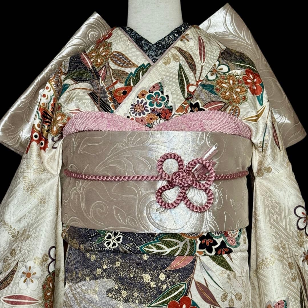 美品　振袖フルセット　古典柄　オフホワイト系　151〜166cm　❤︎可愛い❤︎