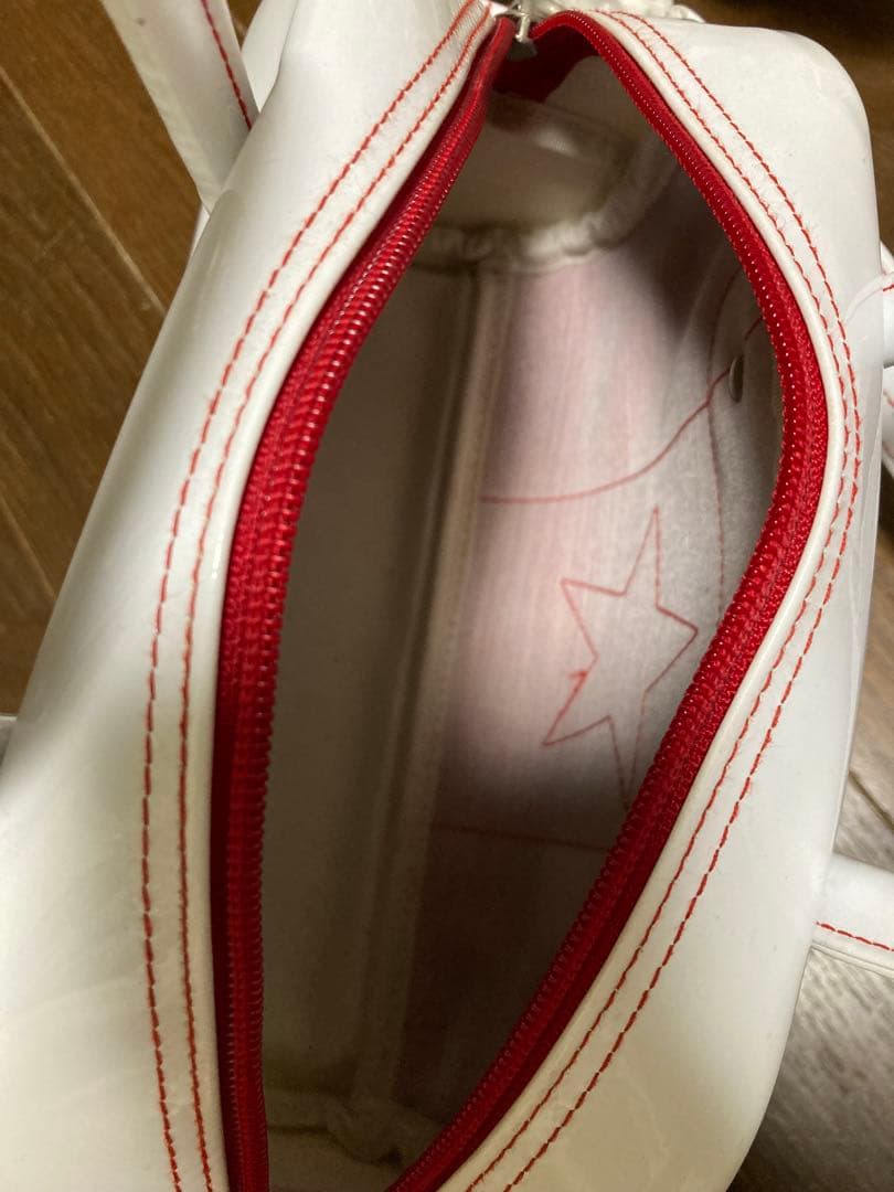 CONVERSE ワンスター　ミニバッグ　ハンドバッグ エナメル