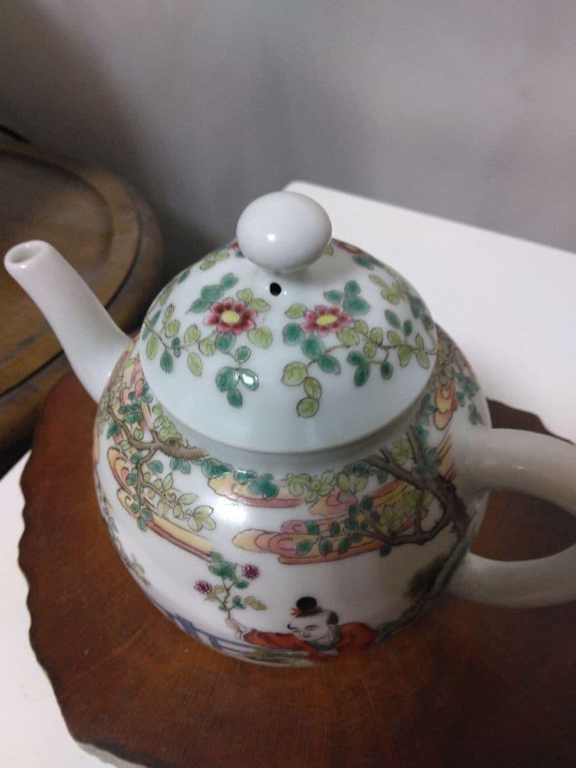 中国美術琺瑯彩水注