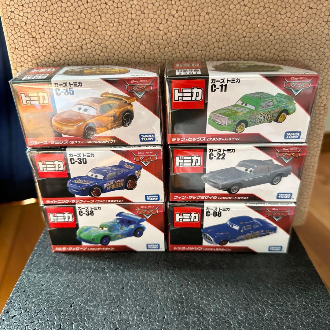 【カーズまとめ売り】トミカ44台　MATEL2台　スピードウェイ9パック