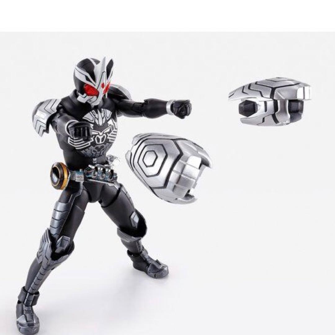 S.H.Figuarts（真骨彫製法） 仮面ライダーオーズ サゴーゾ コンボ