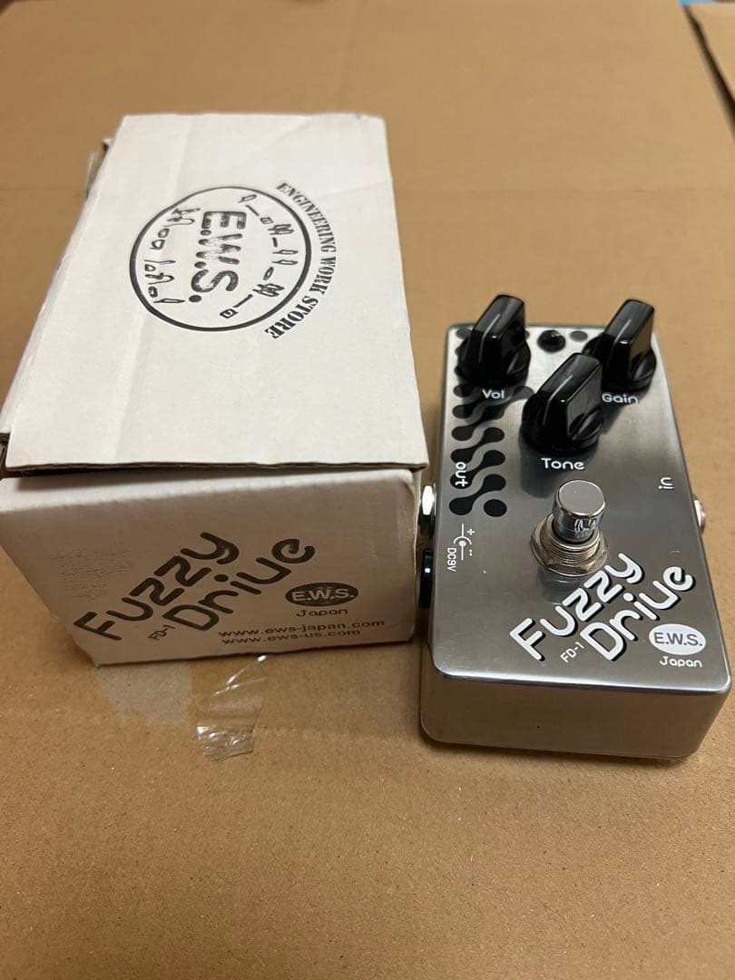 ギター E.W.S Fuzzy drive