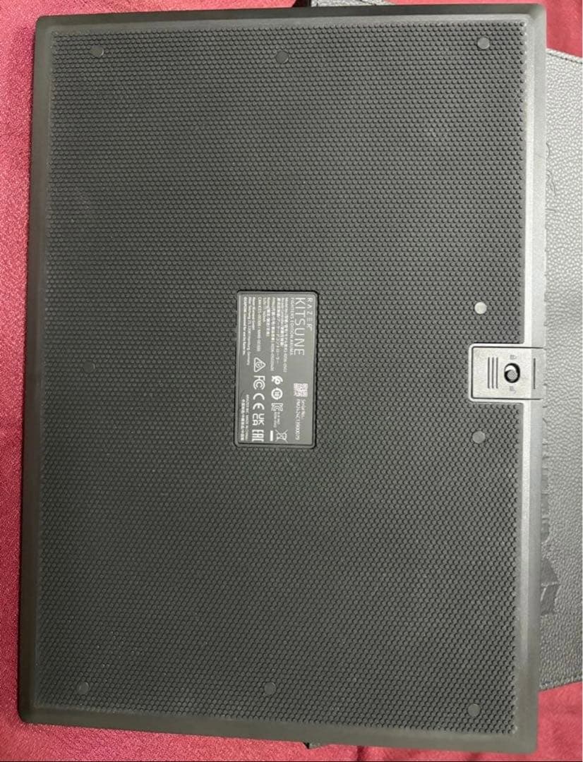 PC用ゲームコントローラー・コンバーター Razer Kitsune SF6 Fighters Edition Akuma