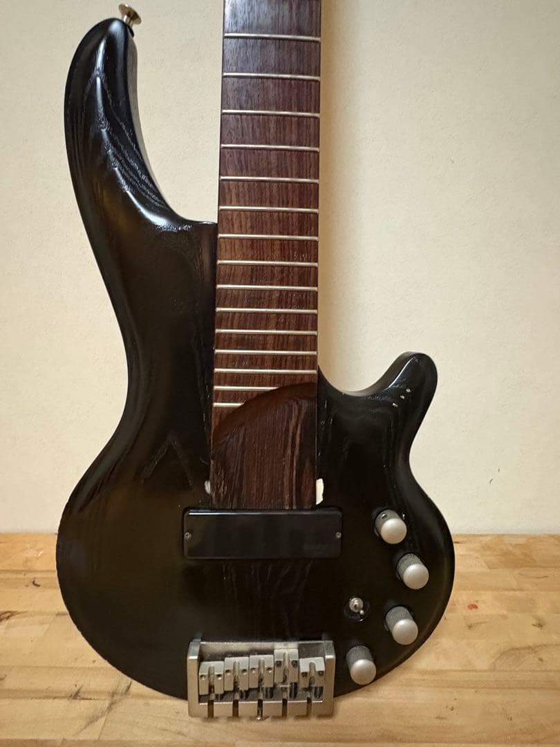 【希少】Cort curbow ４弦アクティブベース