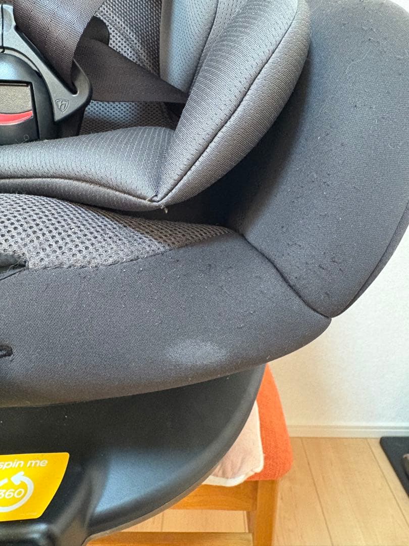 Joie アーク360 チャイルドシート ブラック　メルカリ市終了後値上げします