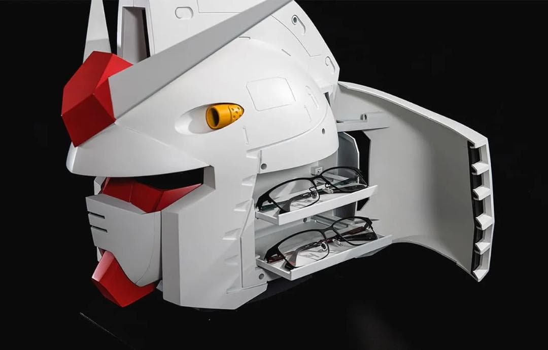 OWNDAYS ガンダムヘッドメガネケース