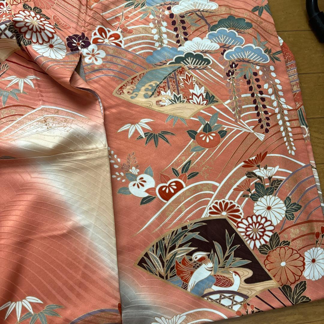振袖　サーモンピンク　正絹 伊達襟付き