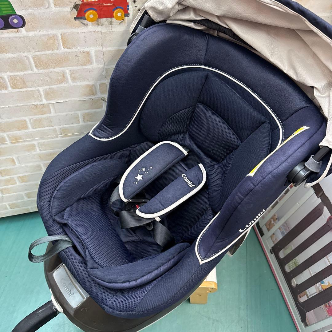 コンビ　クルムーヴ　シンプルライト　チャイルドシート 回転式　新生児から