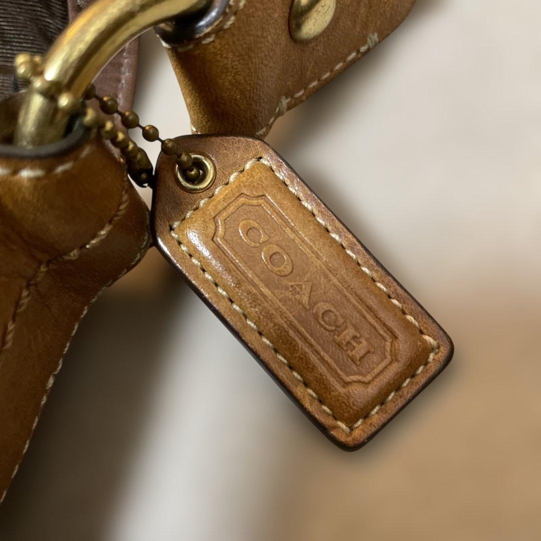 ブラウンレザーショルダーバッグ