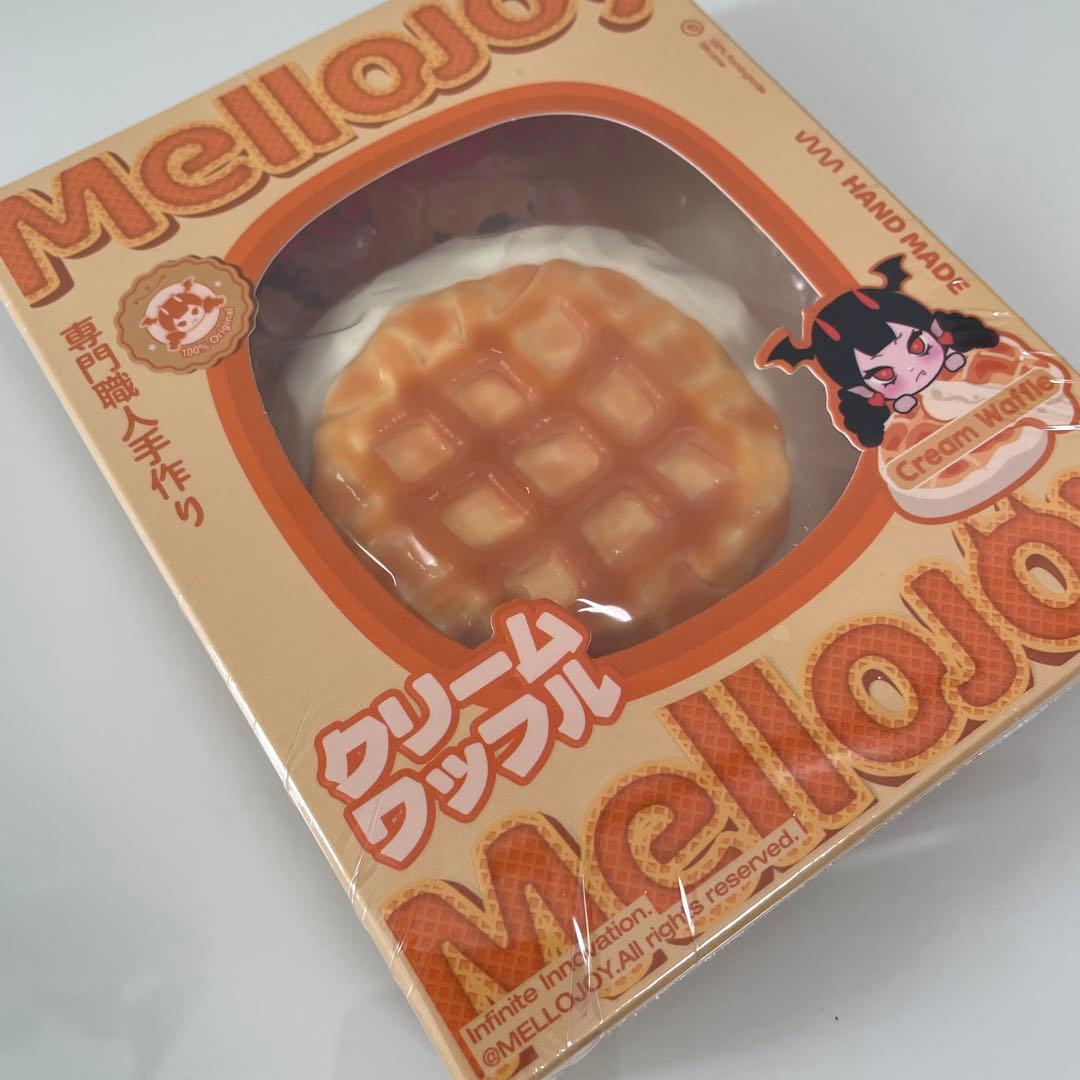 Mellojoy スクイーズ　クリームワッフル　まる　さんかく　メロイアちゃん