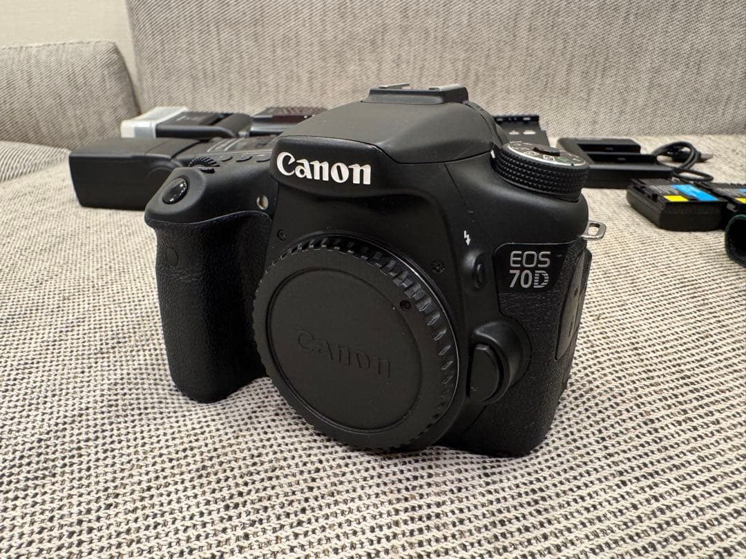 Canon EOS 70D デジタル一眼レフ カメラ　セット