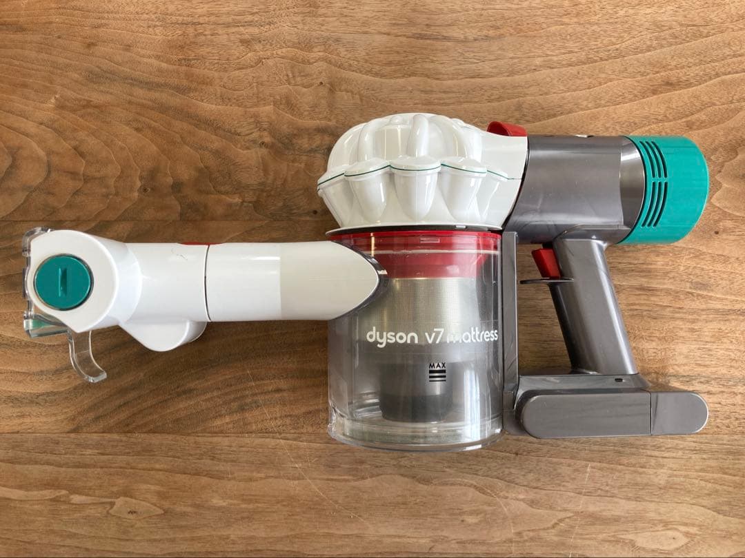 Dyson V7 mattress コードレスクリーナー バッテリー交換済