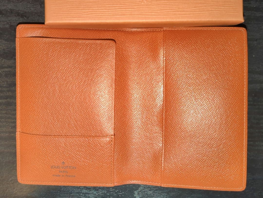 ルイ・ヴィトン パスポートケース（ M60179）