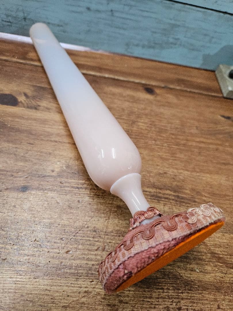 フランスアンティーク ピンクのオパリンガラス 花瓶 一輪挿し グラス 花器