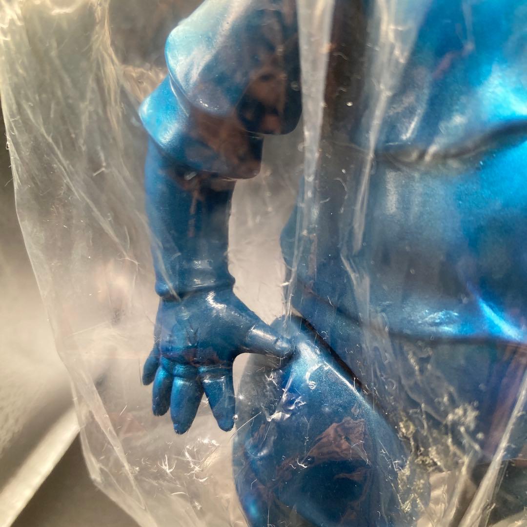 最終価格♡新品　未開封♡ブルマァク怪獣シリーズ 青いカネゴン　約23㎝