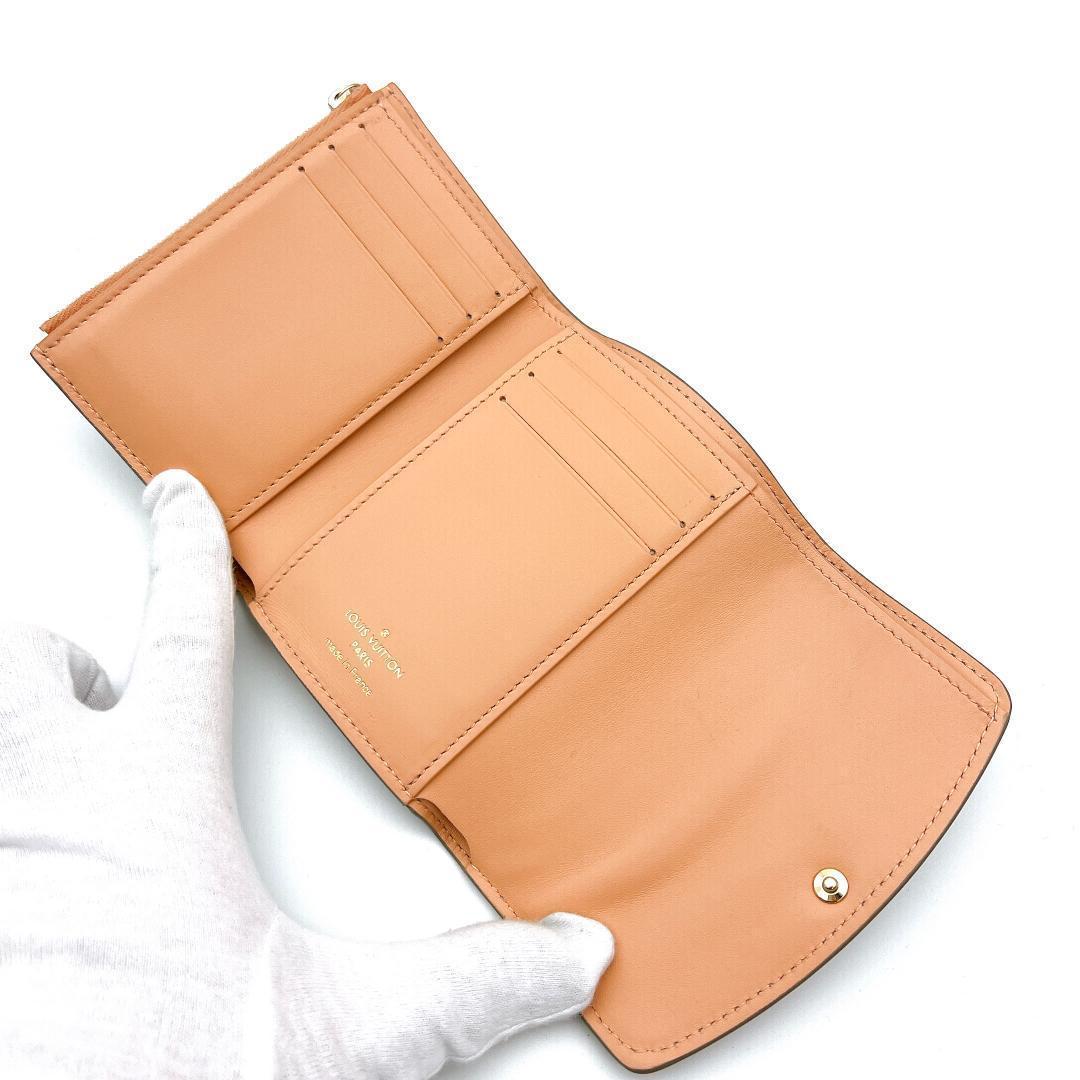 【最高級美品】ルイヴィトン マヒナ ヴィクトリーヌ フライトモード A694