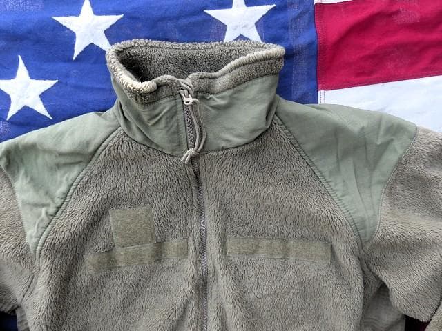 米軍実物　ポーラテックフリースジャケット　S-R　コヨーテ　ECWCS　128
