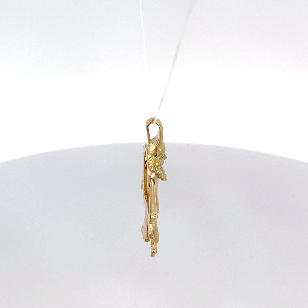 胸元で踊るピエロのダイヤペンダントトップ#652