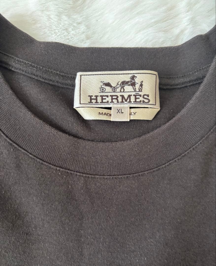 本物　エルメス　Tシャツ　ブラウン/茶色