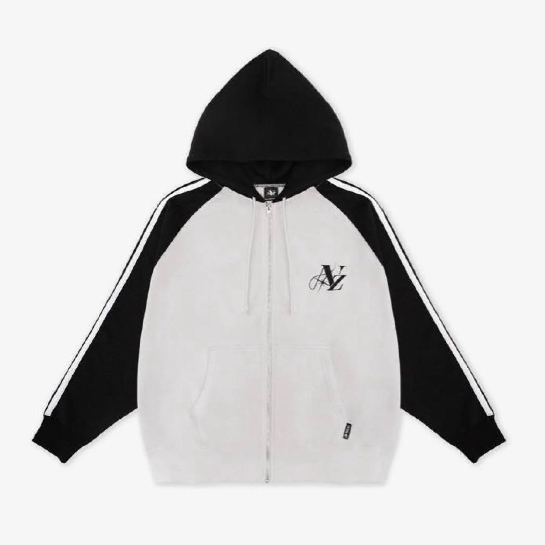 NiziU 2024-2025 \"AWAKE\" HOODIE パーカー (L)