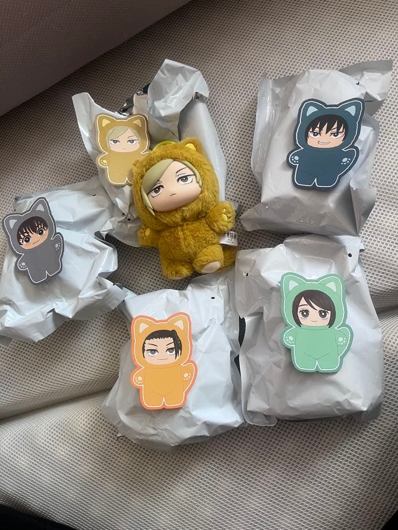 呪術廻戦　猫耳ラブブ風ぬいぐるみセット海外限定