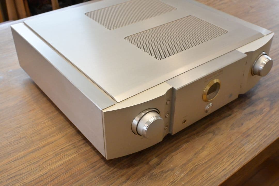 Marantz SC-11S1 プリアンプ