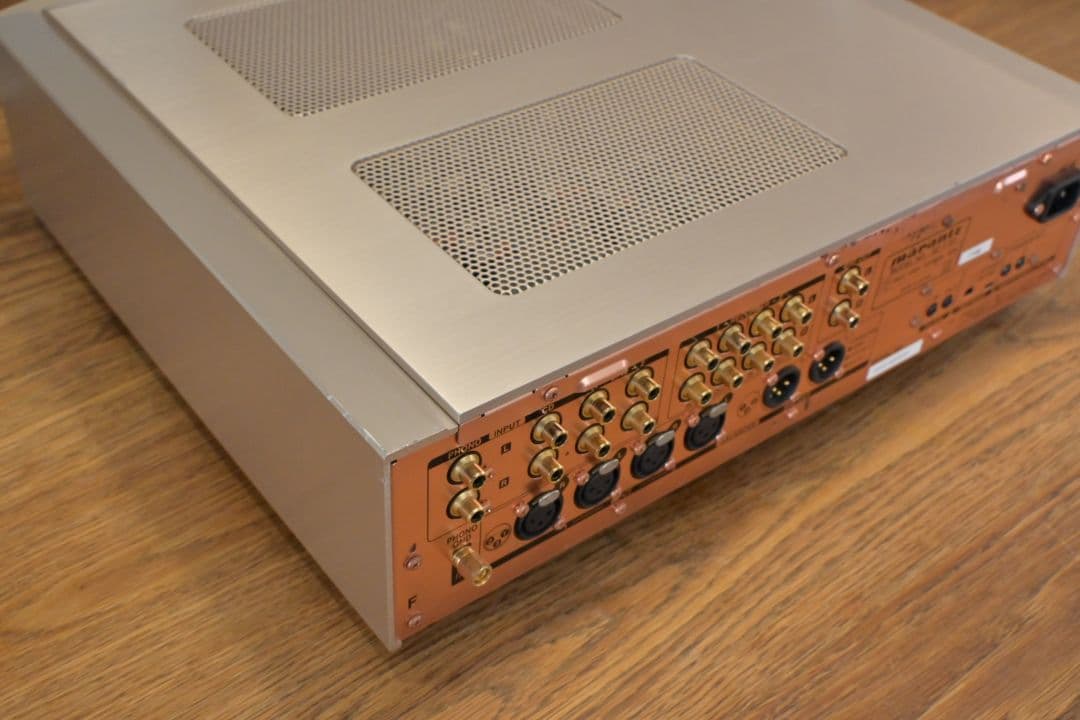 Marantz SC-11S1 プリアンプ