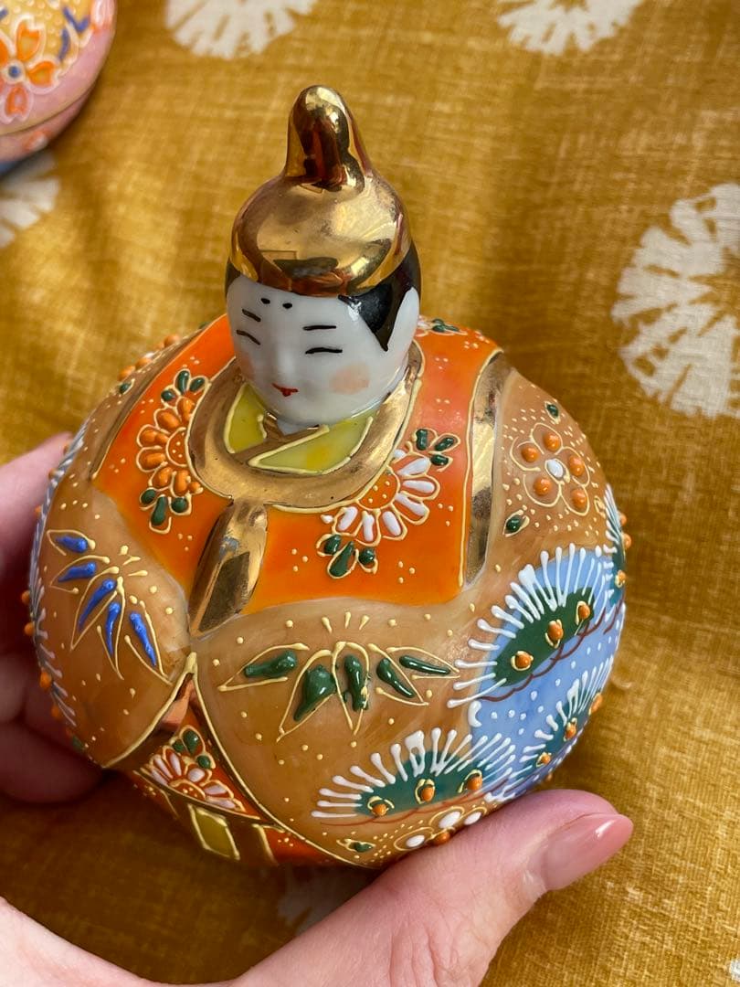 ￼￼ 九谷焼 桜盛 お雛様 ひな人形 陶器　三月 ことの兜五月人形　節句兜セット