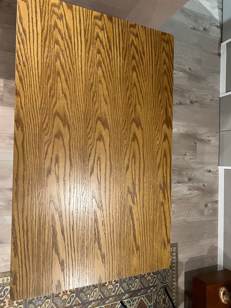 me/ダイニングテーブル