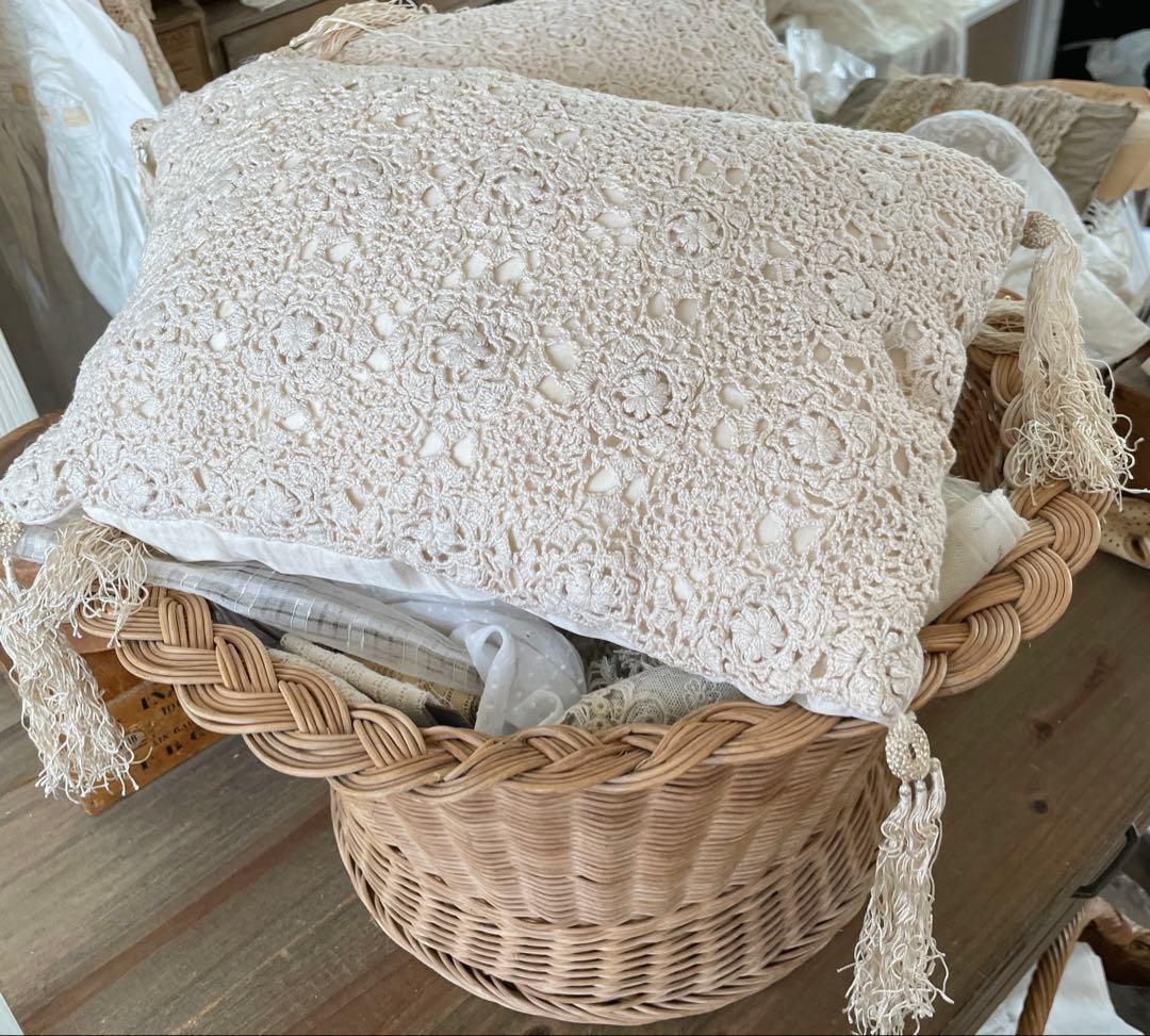 クッション　アンティーク