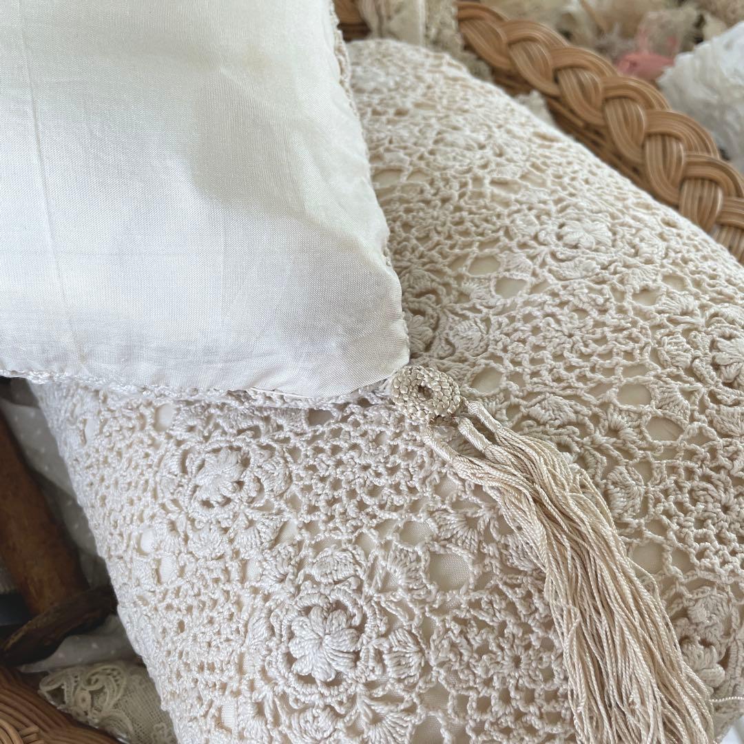 クッション　アンティーク