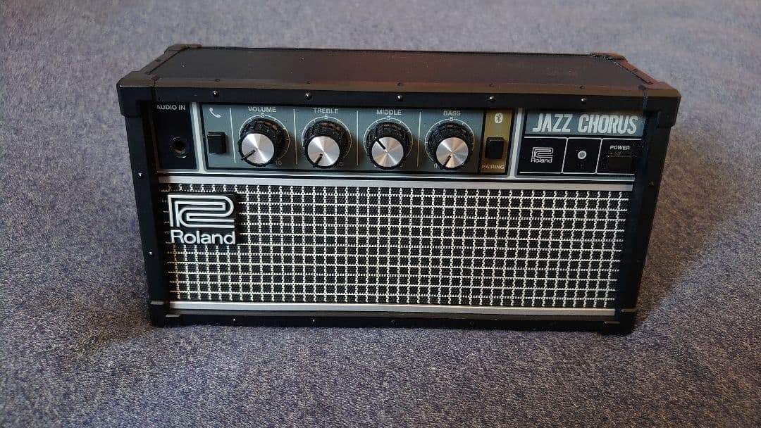 Roland JC-01 Bluetoothスピーカー