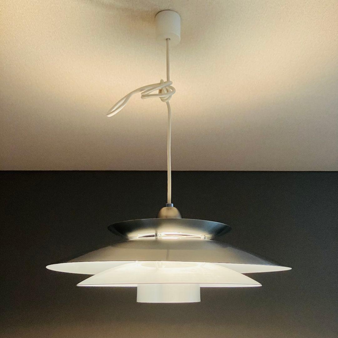 ヤマギワ デンマーク\" HORN (ホーン)\" 4レイヤードシェード ライト