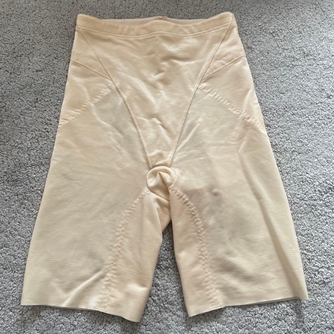 ブライダルインナー、グローブ、ベール一式