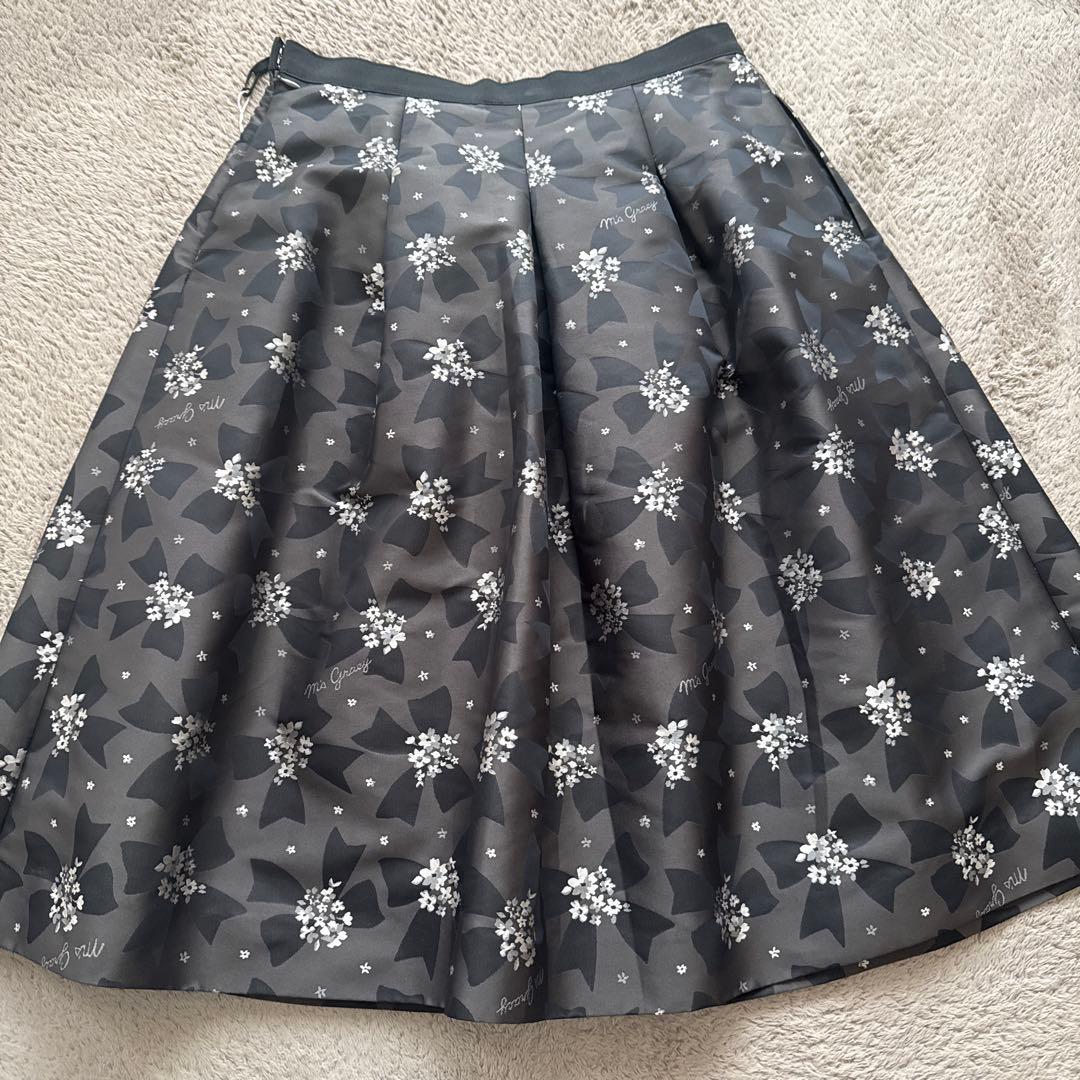 新品　エムズグレイシー　スカート　ダークグレー　40 タグ付き