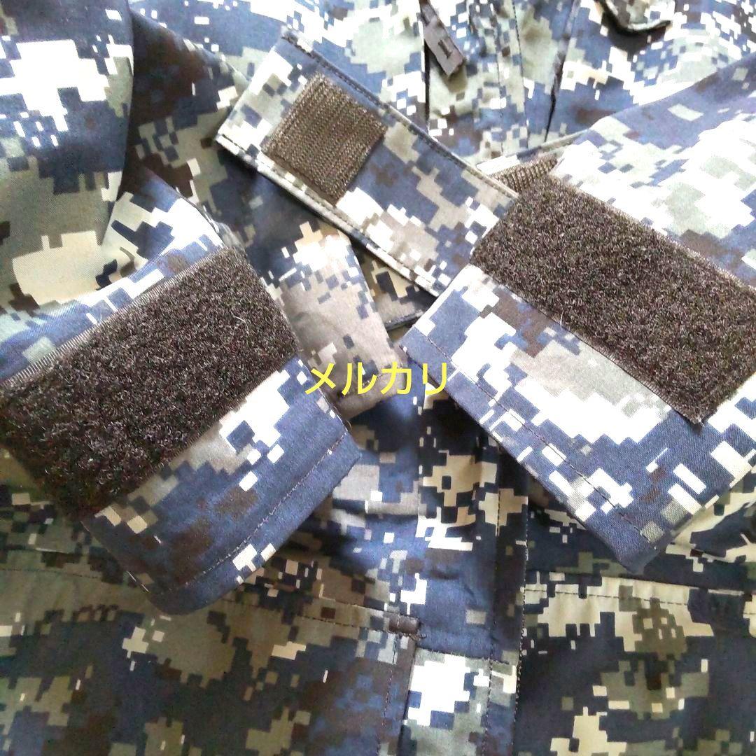 実物USN米海軍ECWCSゴアテックスパ-カ-.インナーフリ−ス付きS-R極美品