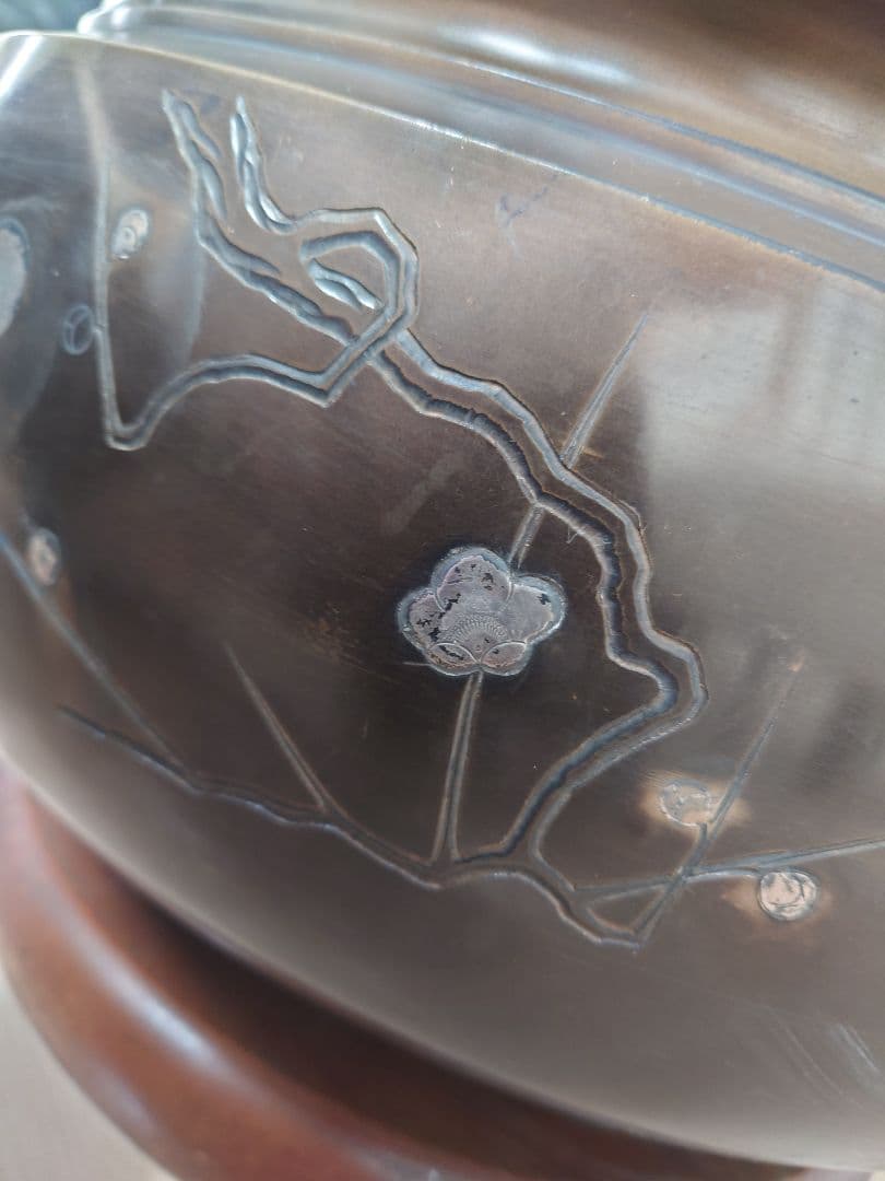 古銅　時代物　梅銀象嵌　瓶掛　大火鉢