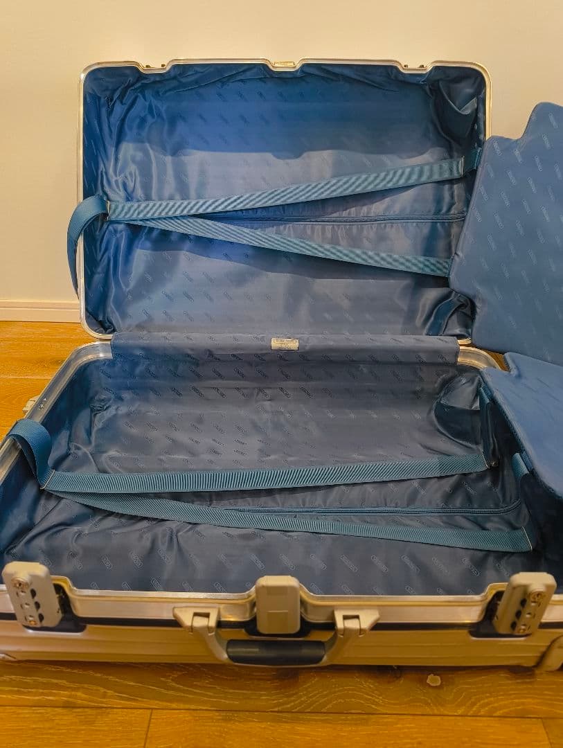 リモワ RIMOWA SILVER INTEGRAL 82L 4輪 アルミ