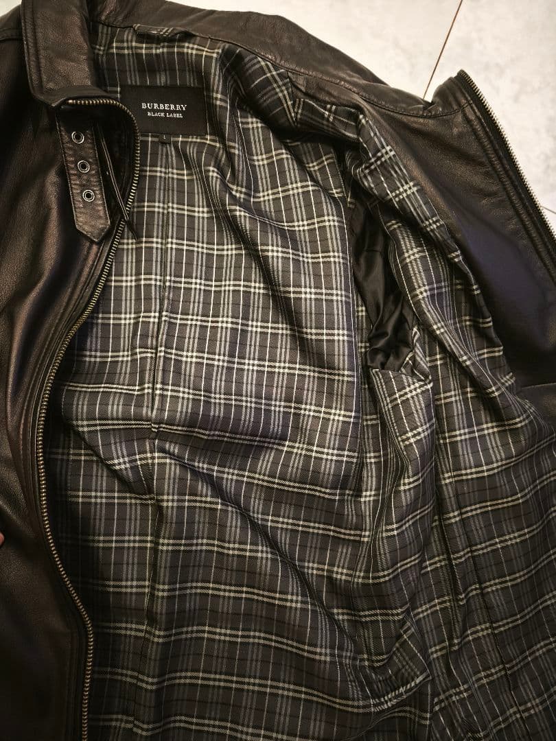 バーバリーブラックレーベル　レザージャケット