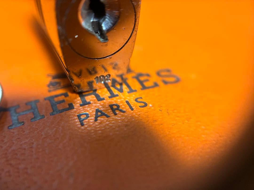 エルメス シルバー　カデナ　南京錠　パドロック　鍵　キー　NO102