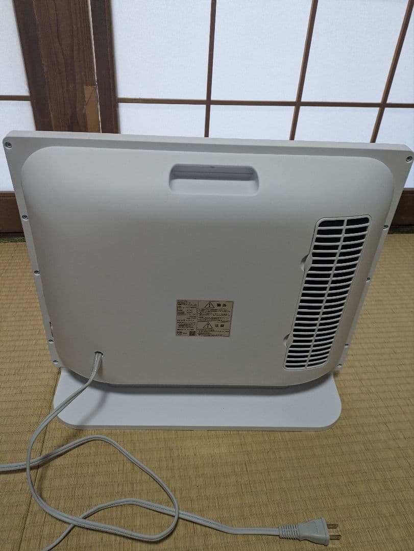 HEAT WIDE SLIM セラミックファンヒーター 2025年製