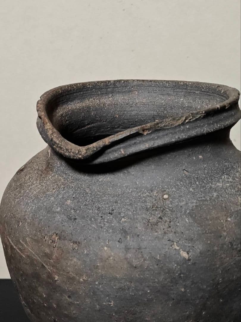 姿形の好い新羅から高麗の壺　須恵器　新羅　高句麗　高麗　片口壺　古代　花呼ぶ器