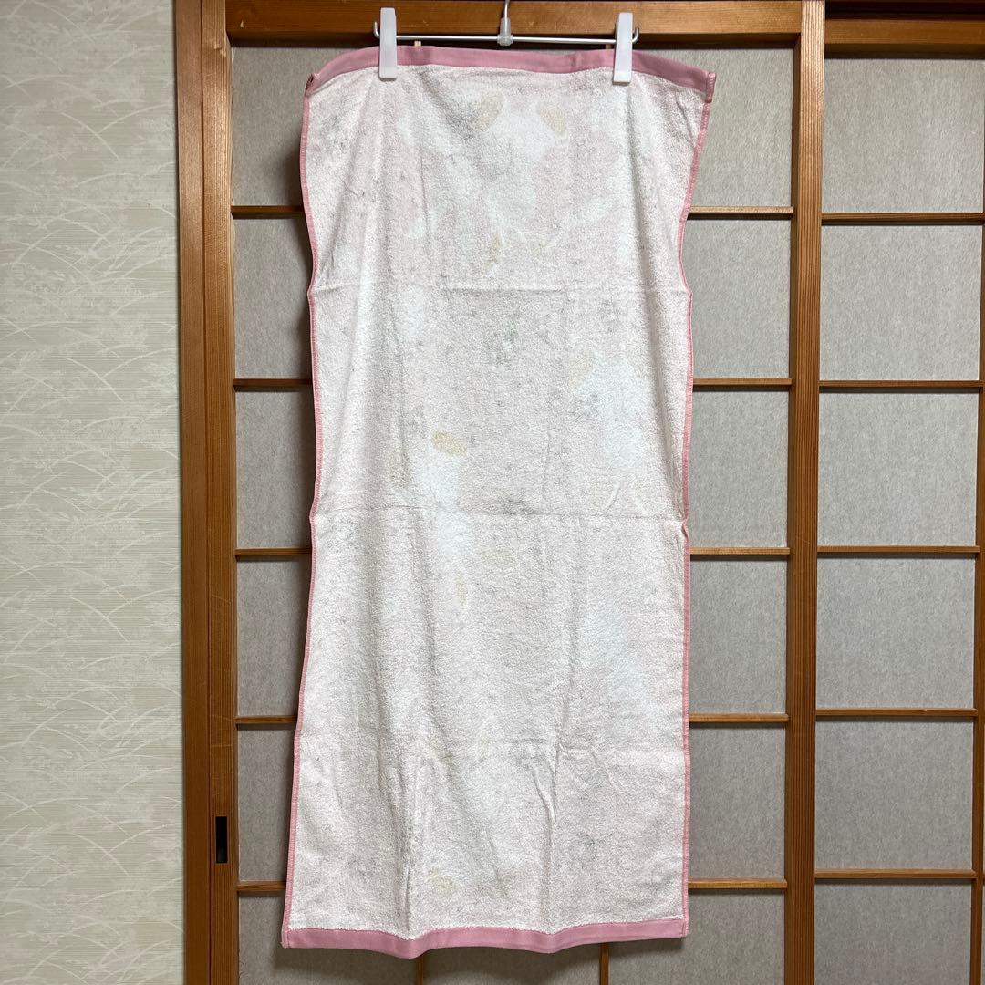 PINK HOUSE（ピンクハウス） バスタオル 苺・兎柄 ピンク色