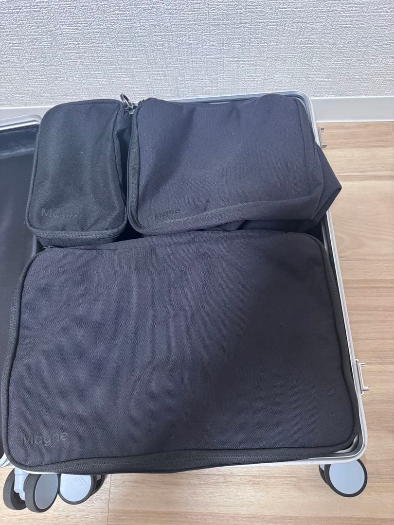 Z*E様 Magne スーツケース　ポーチ、トートセット