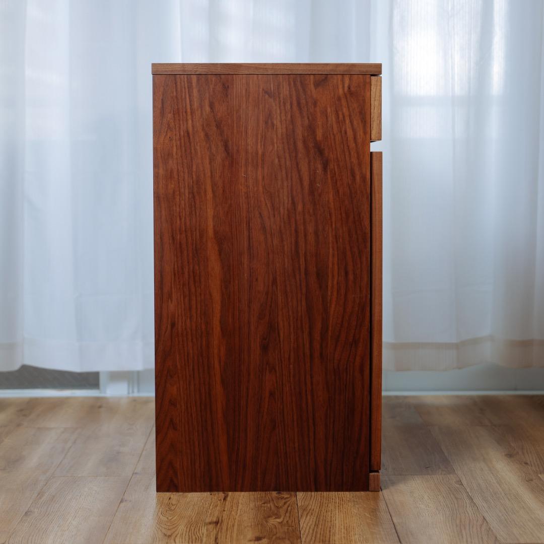 無印良品　木製キャビネット　木扉　ウォールナット材突板　磯野タマさま専用