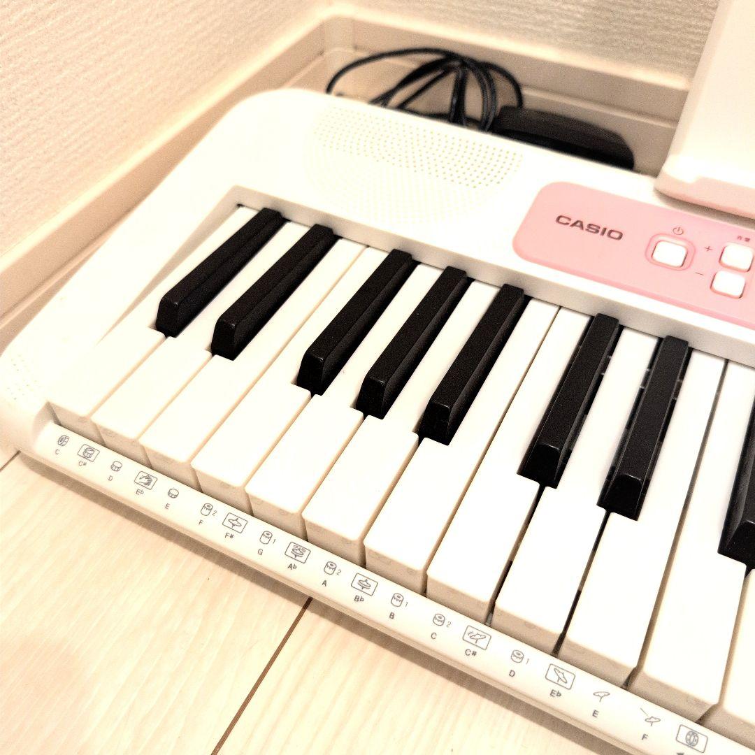 美品　CASIO カシオ LK-312 光ナビゲーションキーボード